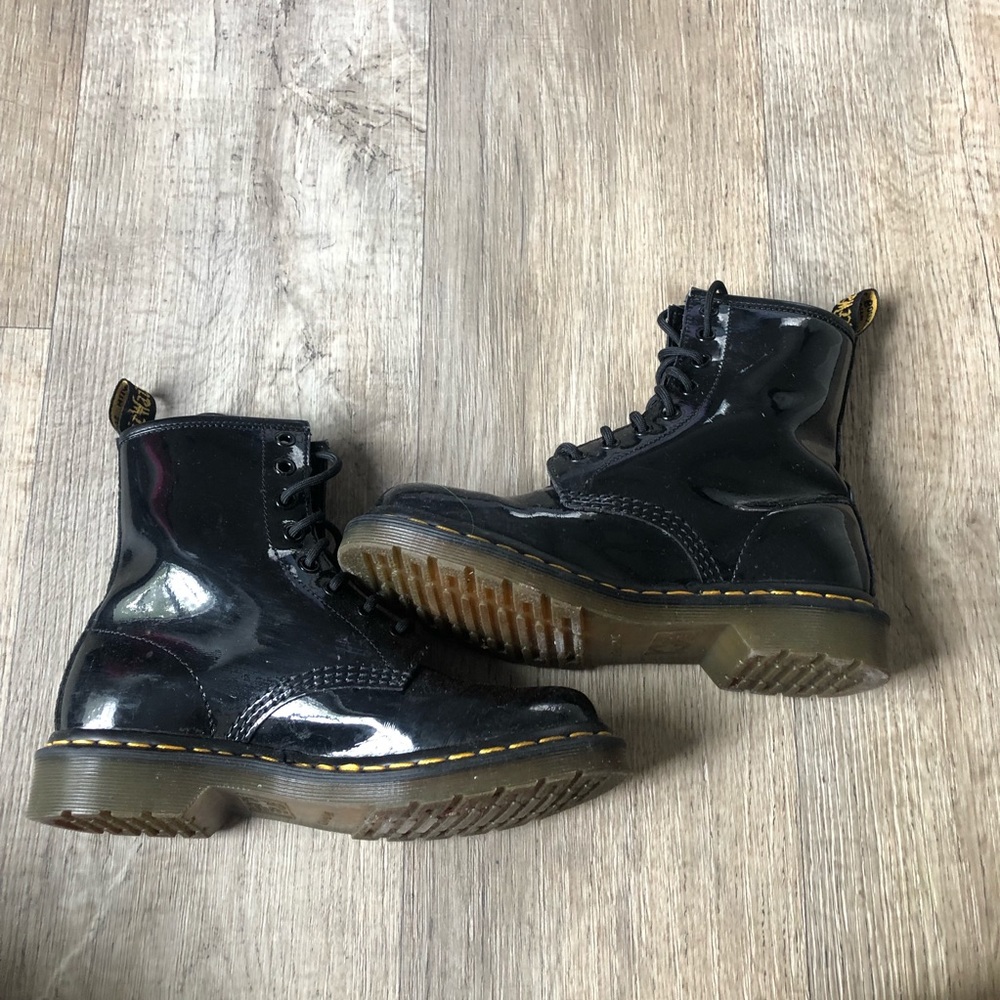 😈 SOLD 😈 Black doc martens. DO NOT PURCHASE